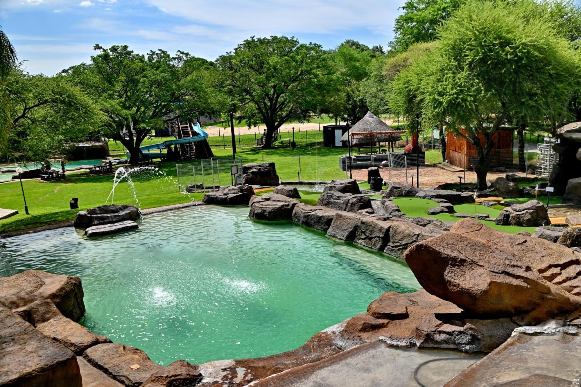 Seasons Golf, Leisure, Spa Hartbeespoort Exterior foto